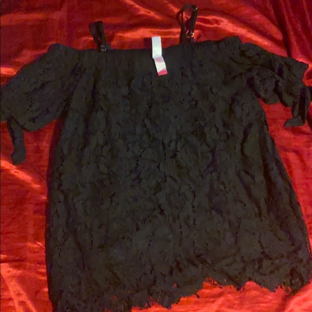 No boundaries off the shoulder tank top.